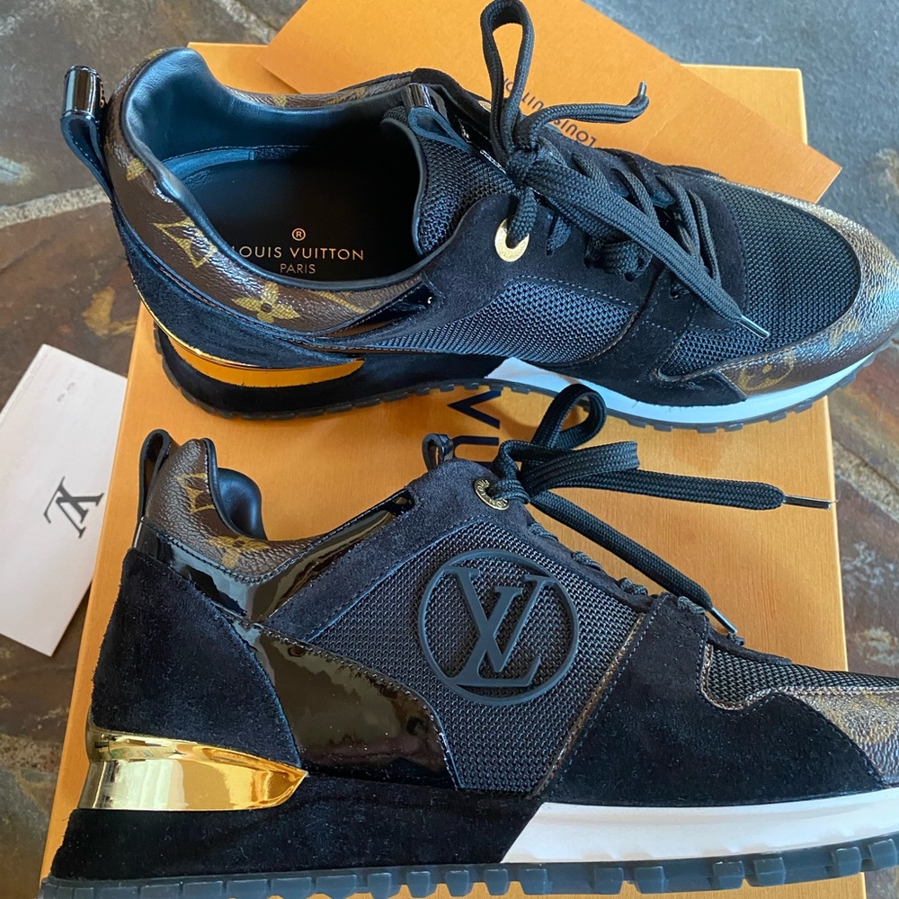 New Louis Vuitton shoes logo sneaker
